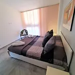 Panorama 公寓 *
